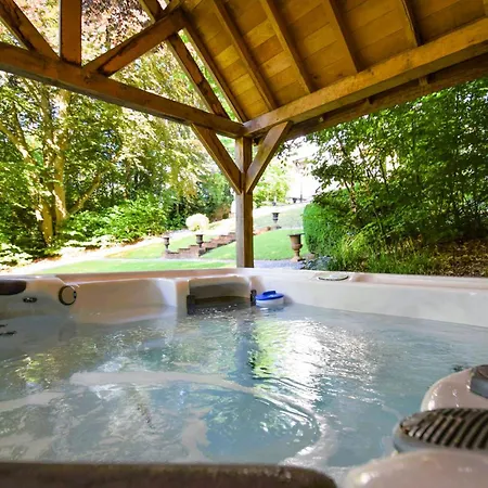 Lovely In With Sauna * Spa